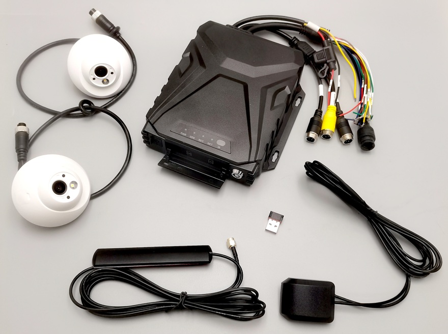 HPCM588 AI Passenger Counting Camera for Bus (3)